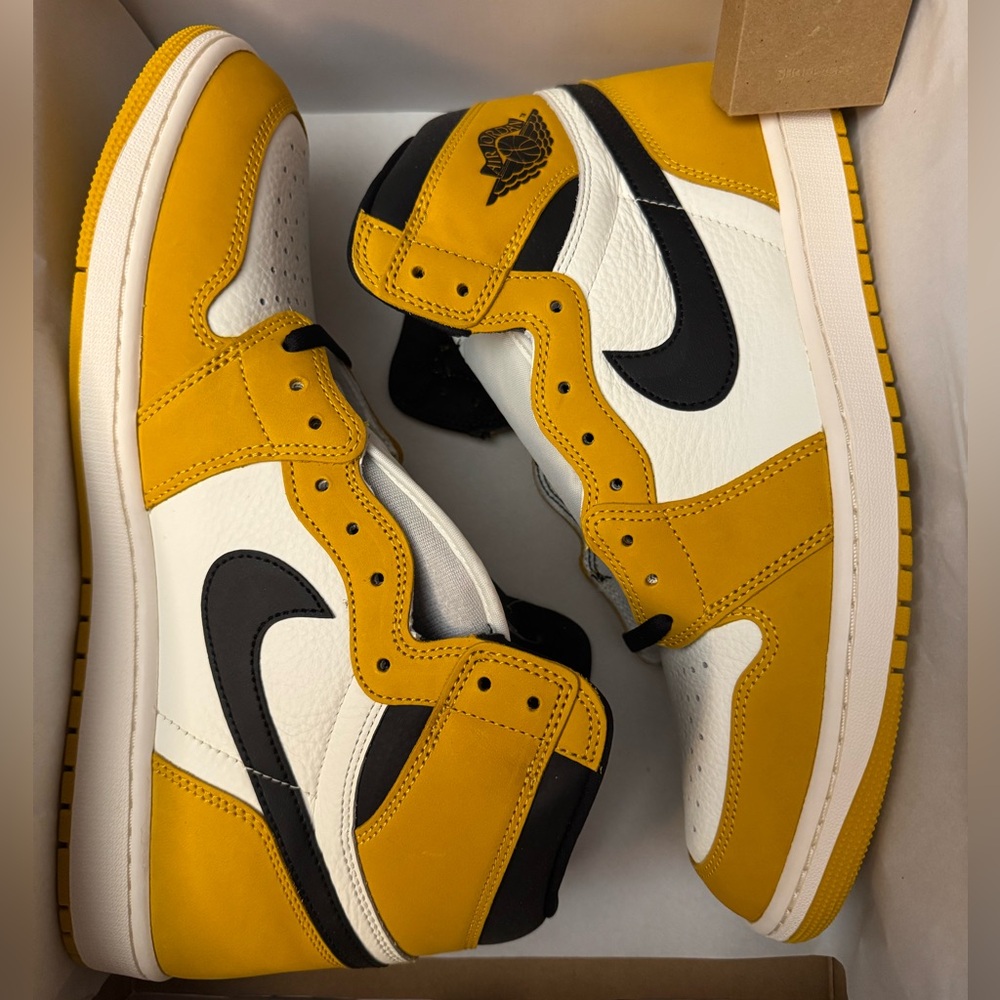 Men’s Air Jordan 1 Retro High OG Yellow Ochre